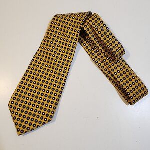 Polo by Ralph Lauren Men's Yellow Polka Dot Neck Tie 100% Silk